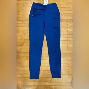 New with tag blue Halara joggers